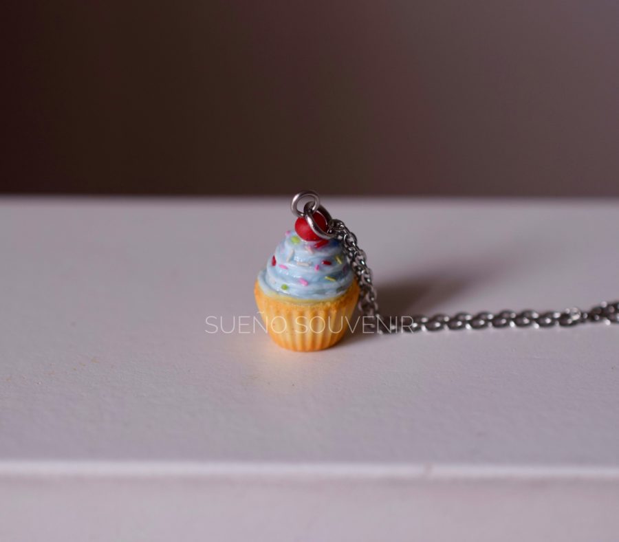 Blue cupcake necklace