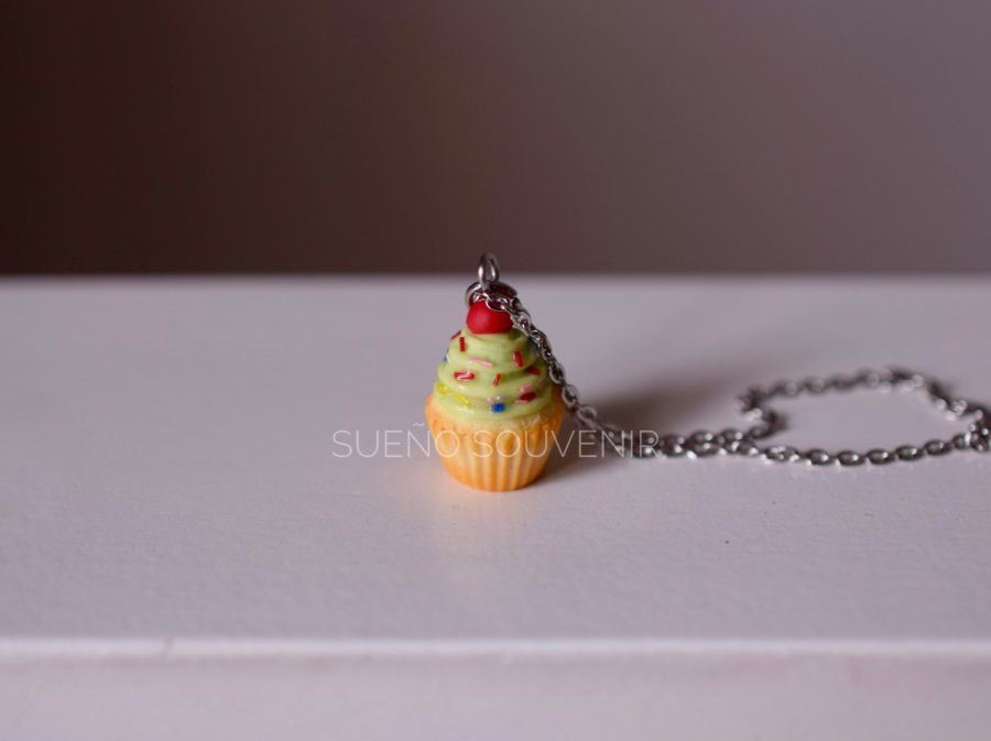 Green cupcake necklace